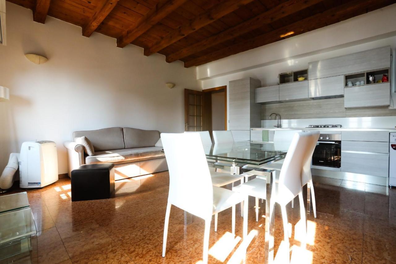 Welcome Traveller Merlo Nero Apartments Garda  Dış mekan fotoğraf